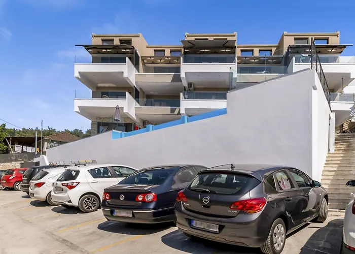 Oceanida Thalia Lyxury